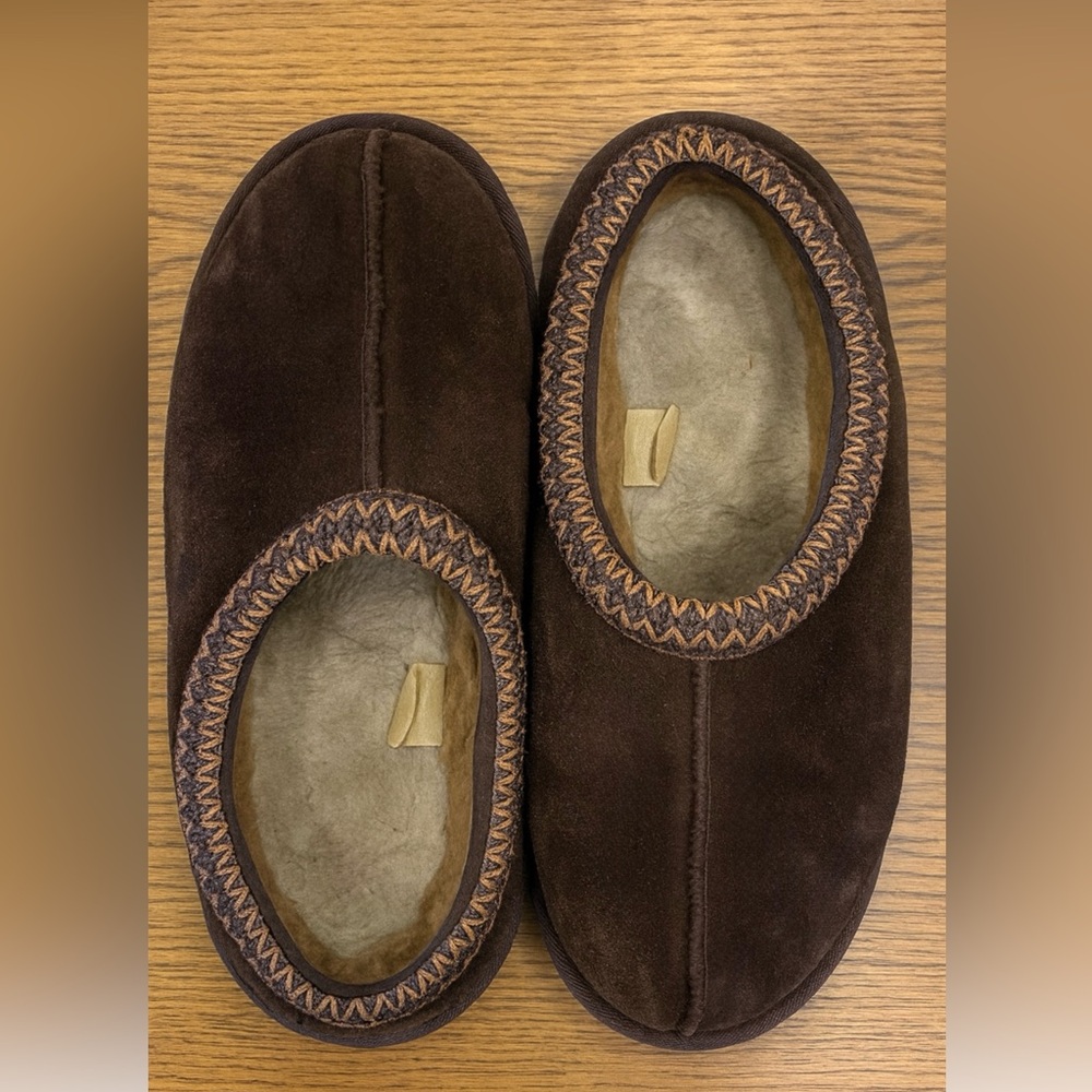 UGG Tasman Burnt Cedar Suede Slippers — Women’s Size 8